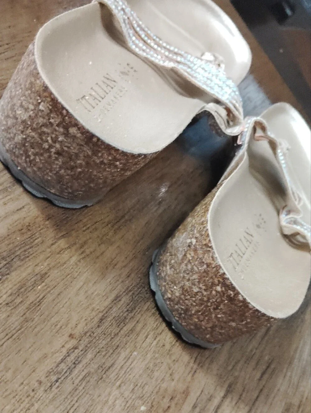 Italian Shoemakers Women's Gold Glitter Multi-Strip Thong Sandals